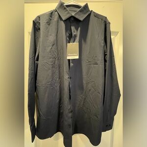 Mizzen+Main navy dress shirt size L trim NWT